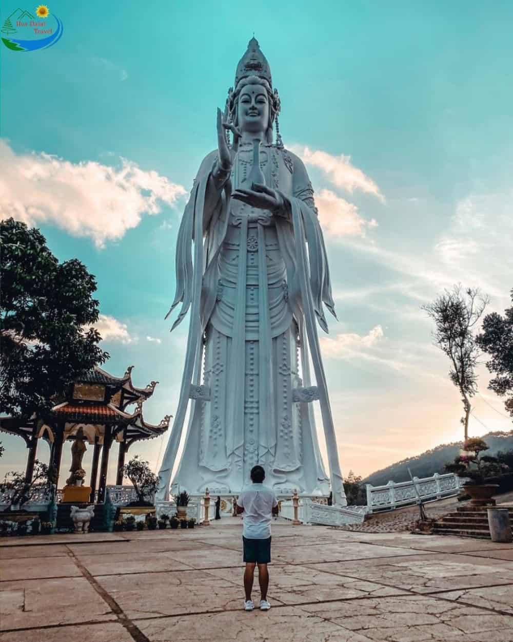 Chùa Linh Ẩn Đà Lạt – ngôi chùa có tượng Quan Âm cao nhất Việt Nam 
