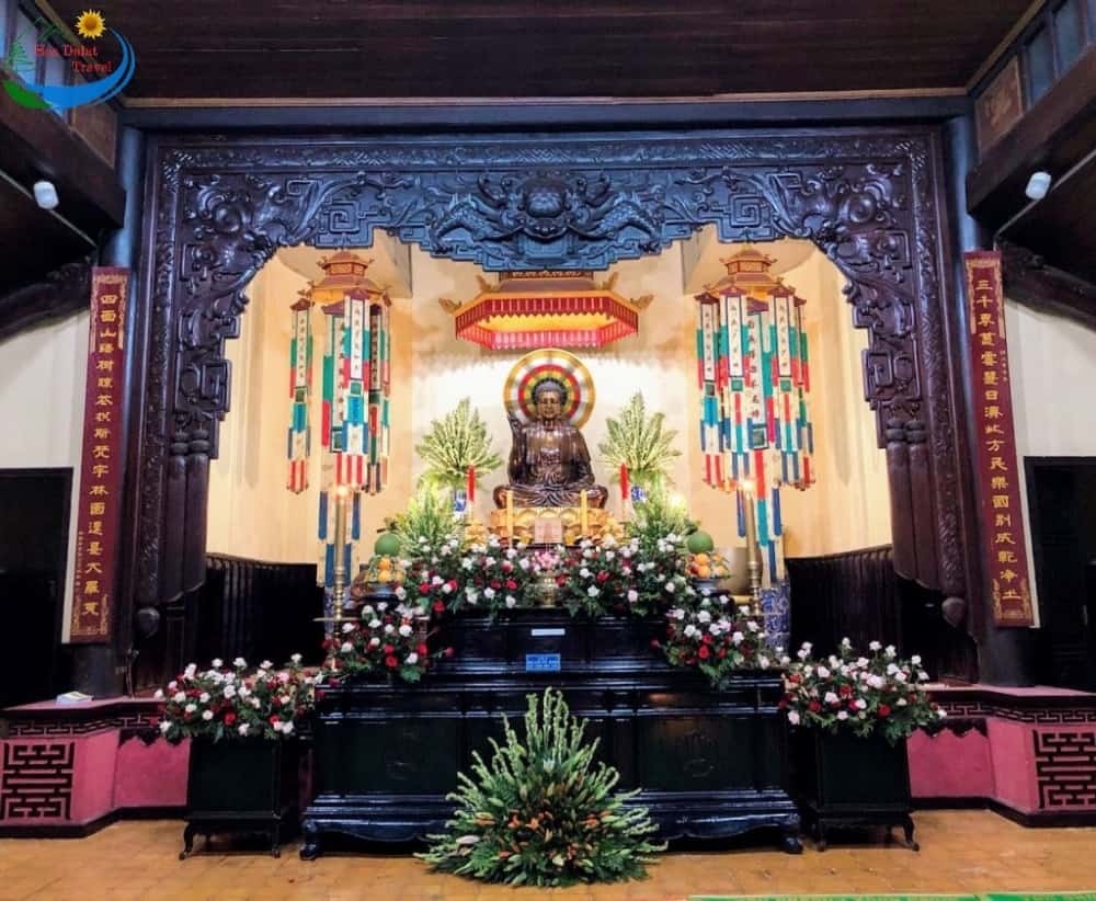 Những điểm đặc biệt thu hút của chùa Linh Sơn