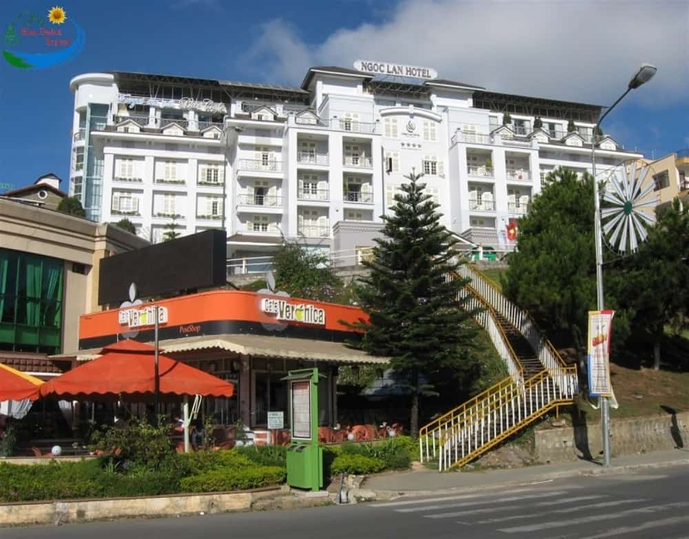 Review khách sạn Ngọc Lan
