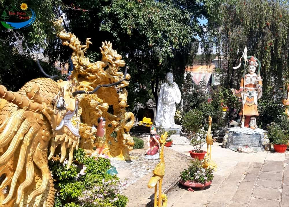 Các điểm nổi bật tại chùa Linh Quang