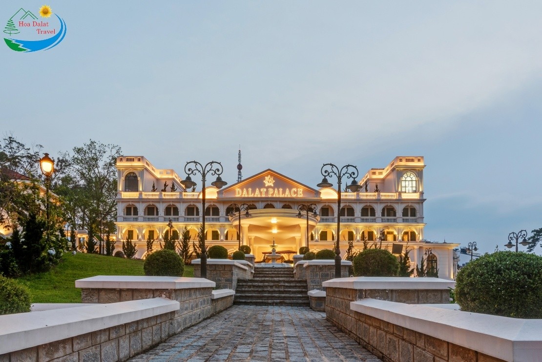 Khách sạn Dalat Palace 