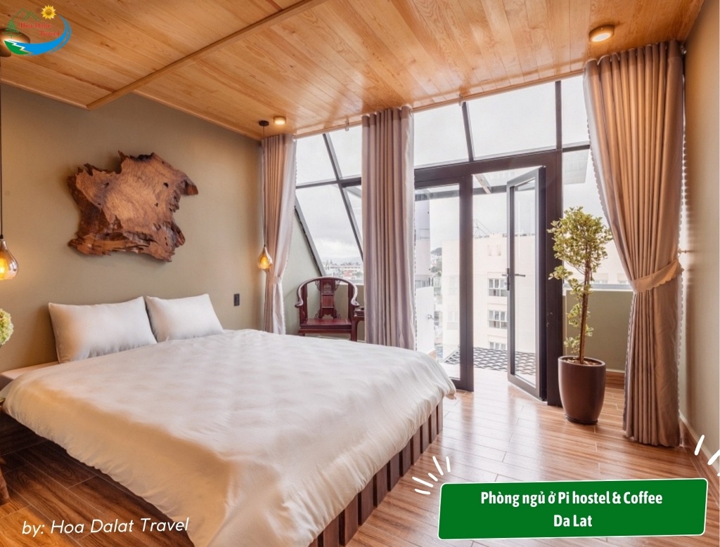 Phòng ngủ Pi hostel & Coffee được thiết kế rộng rãi và giường ngủ thoải mái