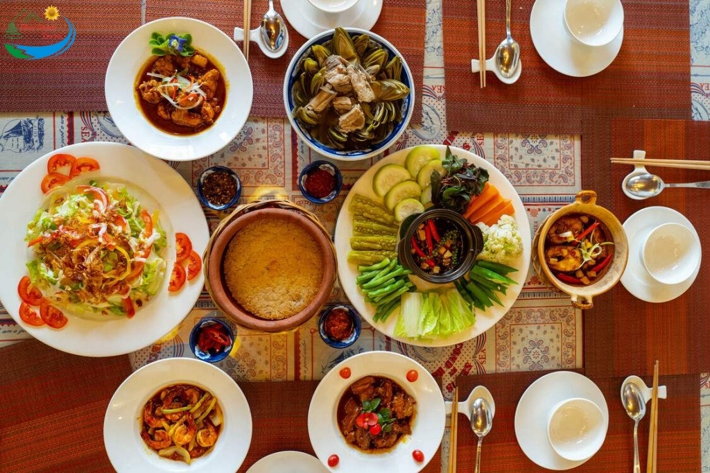 Thực đơn nhà hàng Kim Gia phong phú với nhiều lựa chọn từ các món đặc sản Đà Lạt đến các món ăn quốc tế