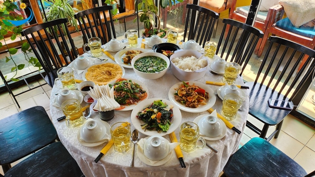 Nhà hàng Memory phục vụ đa dạng các món ăn từ Á đến Âu