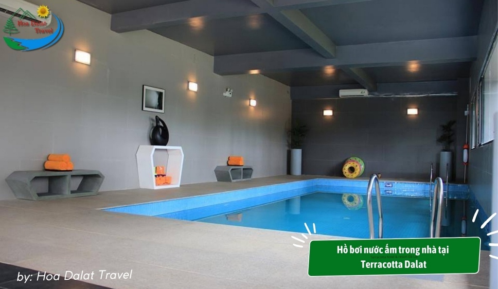 Resort Terracotta có hồ bơi trong nhà, nơi bạn có thể thư giãn 